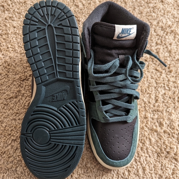 NIKE DUNK HI RETRO PRM - Picture 6 of 7